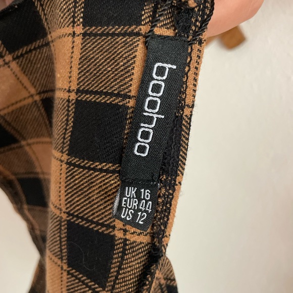 NWT Boohoo plus check square neck crop top - Picture 5 of 9